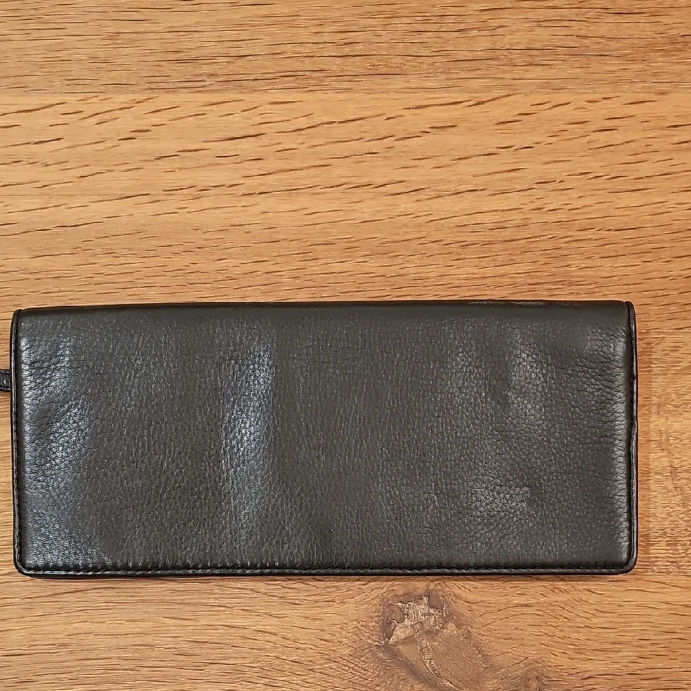 Michael Kors Black Leather Clutch with Gold Logo - Picture 2 of 7